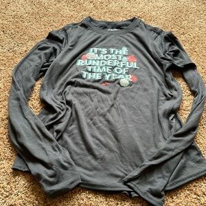 Brooks, soft and comfy, long sleeve, running  🏃‍♀️ shirt with a cute design